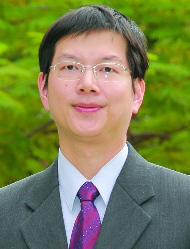 張明侃
