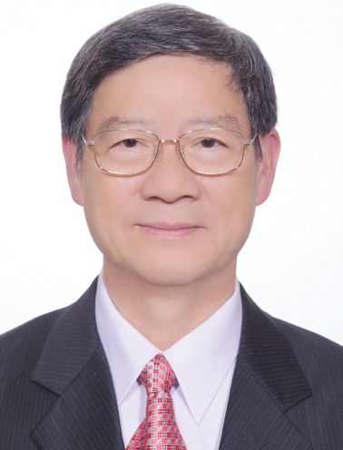 梁進雄 